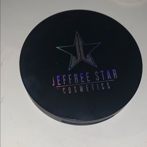 Jeffree star X manny mua highlighter